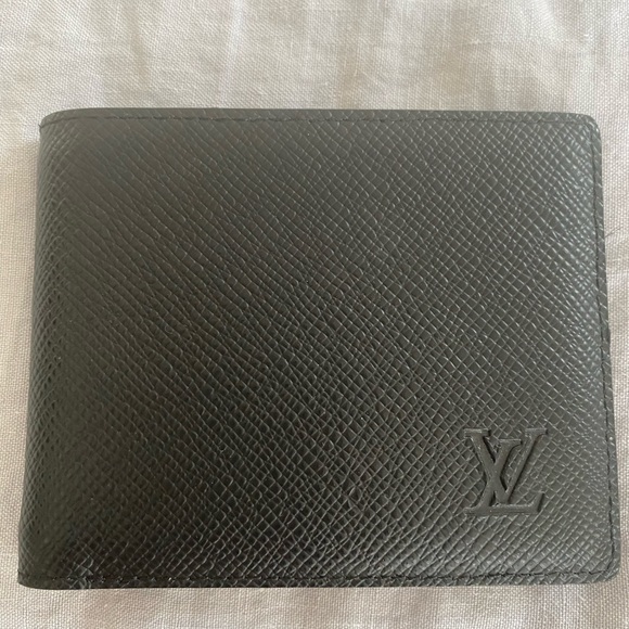 Louis Vuitton men’s wallet - Picture 1 of 1